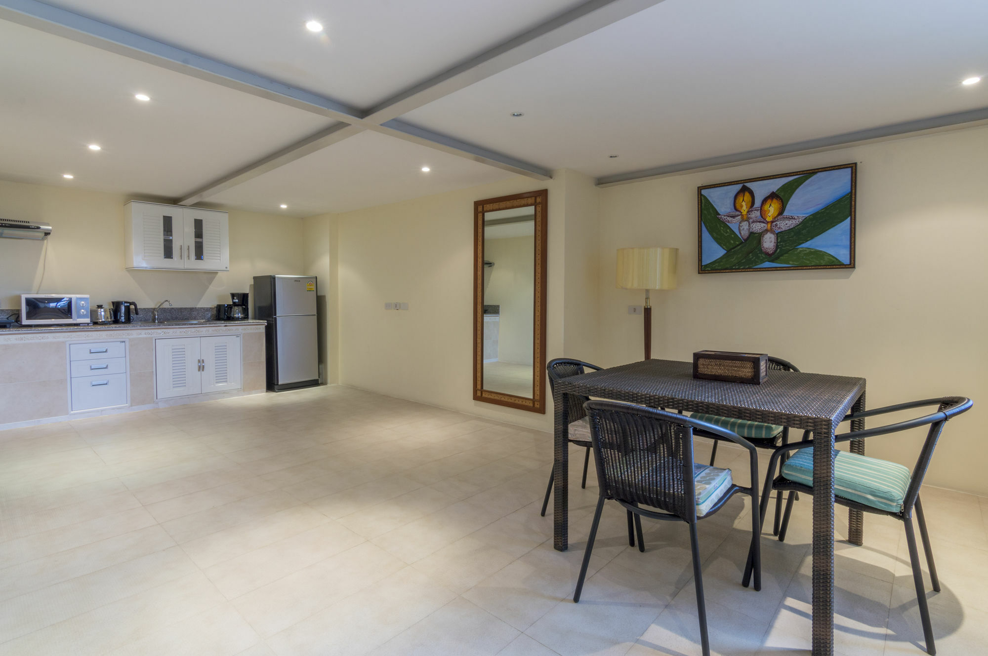Apartamento Orchidacea Residencia Karon Exterior foto